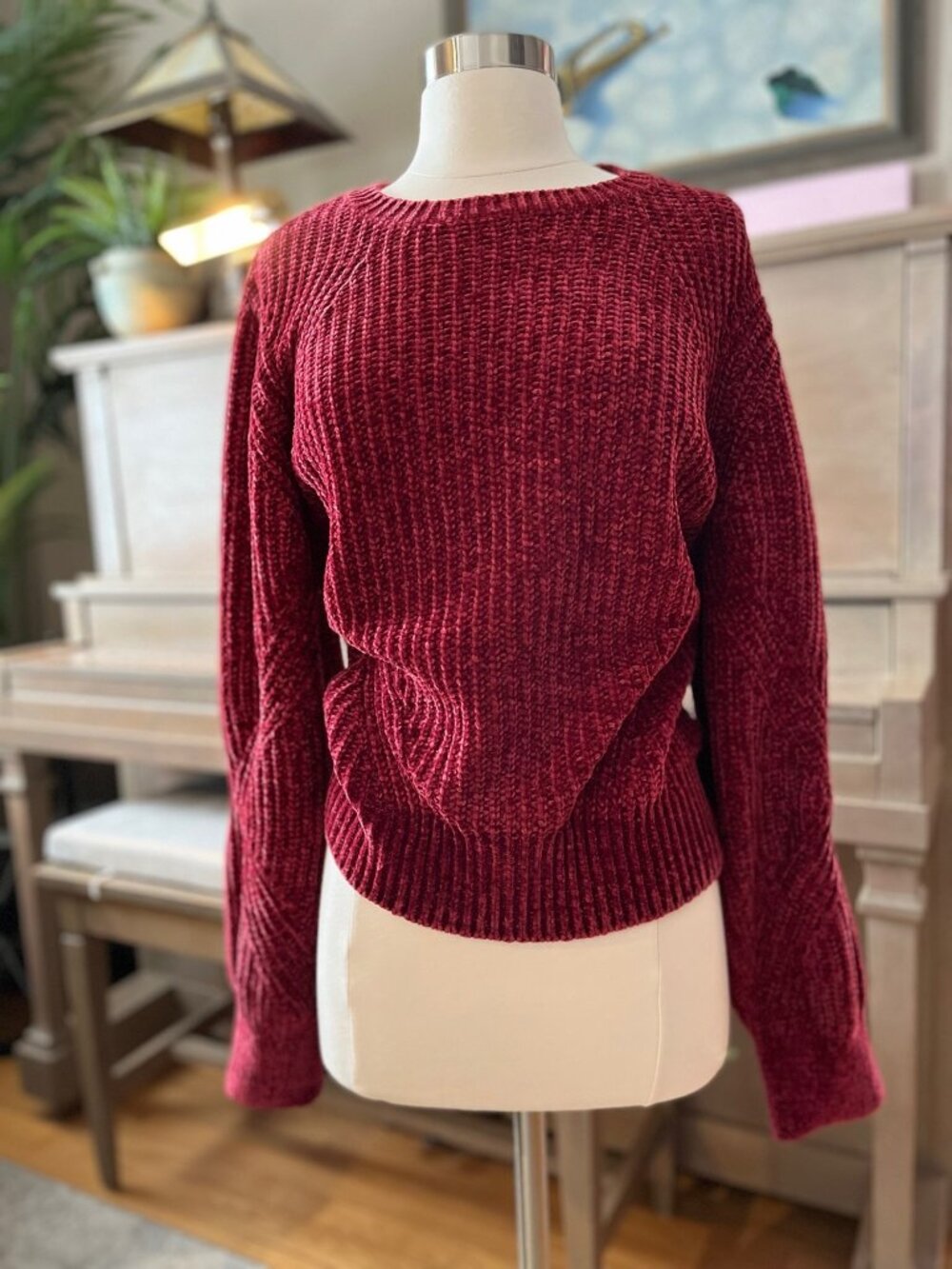H&M Womens Cranberry Red Soft Knit Sweater L Round Neck Regular Fit Polyester Co